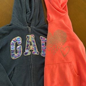 2 medium girls sweatshirts sold together.